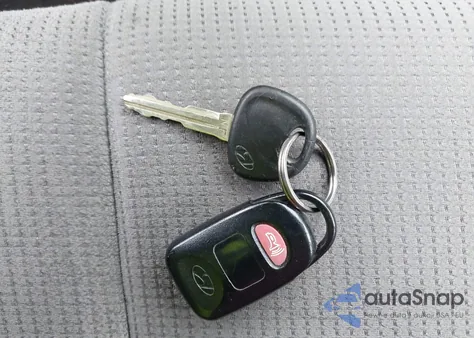 2009 Hyundai Sonata Gls z USA, uszkodzony, nr VIN 5NPET46C99H467570